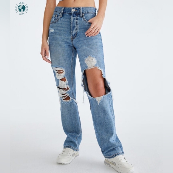 Aeropostale Denim - Aeropostale High-Rise Baggy Jean LIGHT Wash Size 4 NWOT